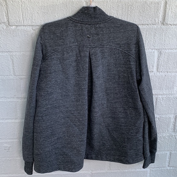 Lululemon Pleat to Street Bomber Coat Gray Pockets Back Pleat Jacket Sz 4 - Picture 7 of 10